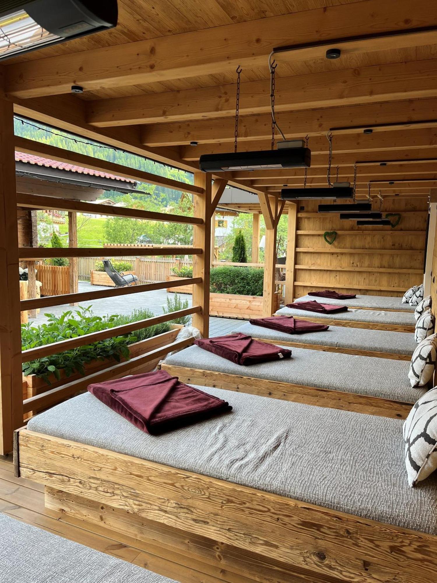 Vitalpina Hotel Magdalenahof Санта-Маддалена-ин-Казиес Экстерьер фото